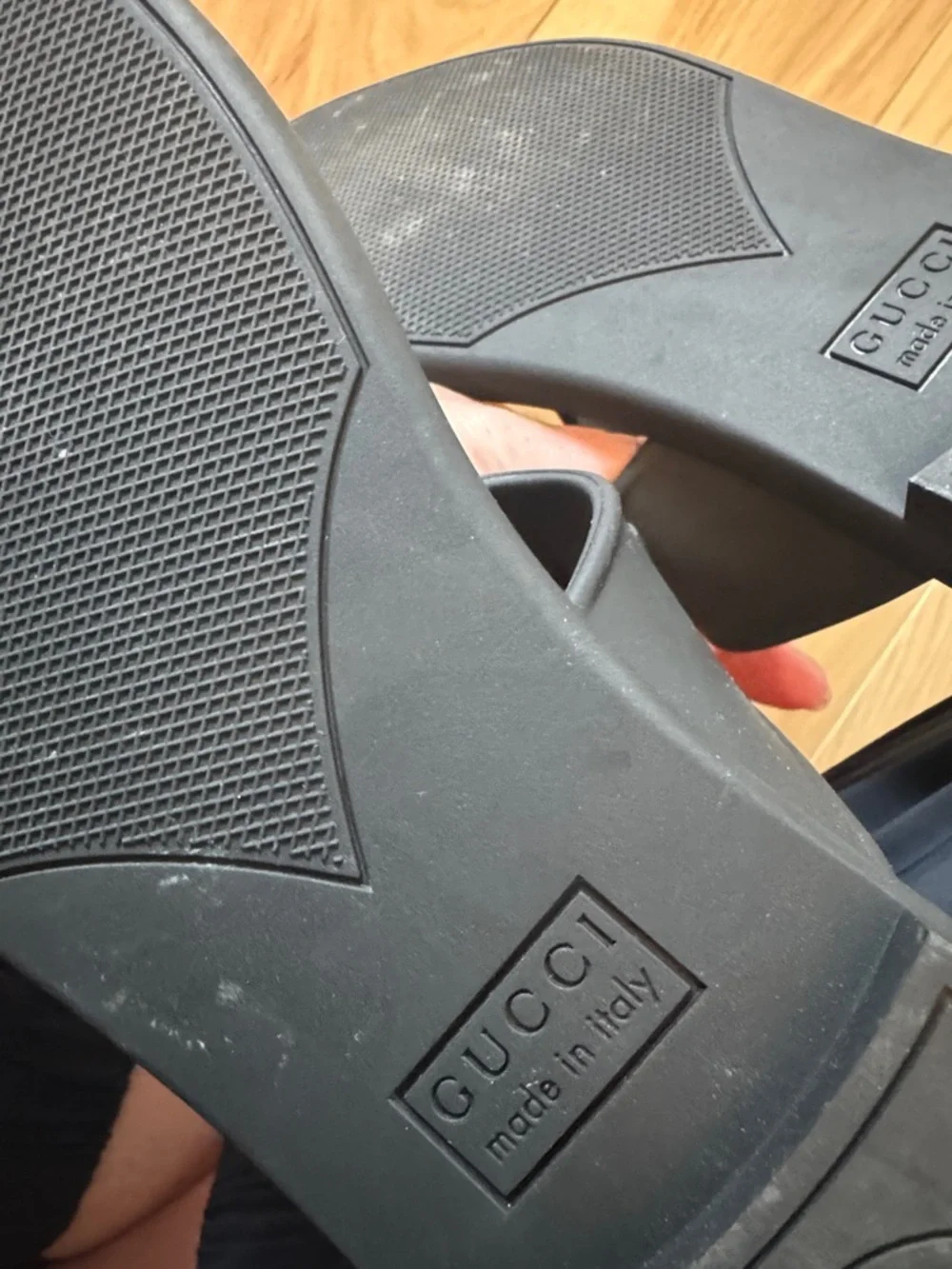 Gucci Black Minorca horsebit Sandals - Picture 2 of 3